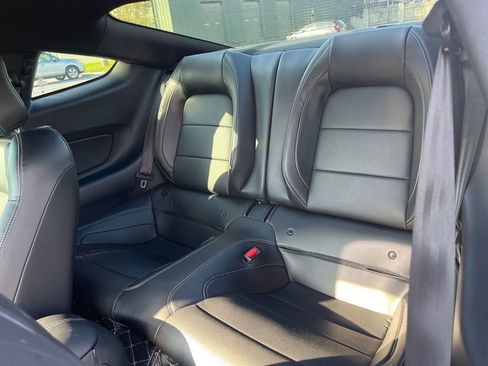 Used 2022 Ford Mustang GT Premium w/ GT Performance Package RWD image 21
