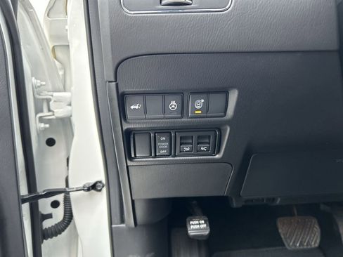 Certified 2024 INFINITI QX80 Sensory image 17