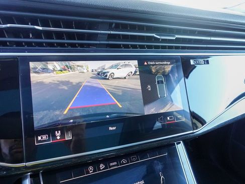 Used 2023 Audi Q7 3.0T Premium Plus image 28