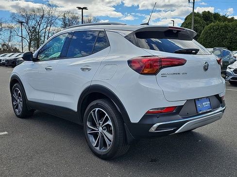 Used 2022 Buick Encore GX Essence w/ Advanced Technology Package AWD/4WD image 5