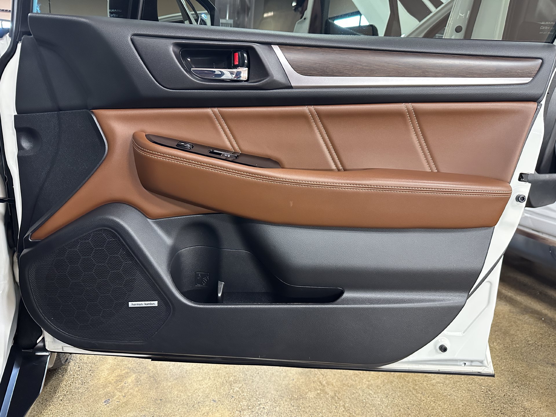 Used 2019 Subaru Outback 2.5i Touring AWD/4WD image 26
