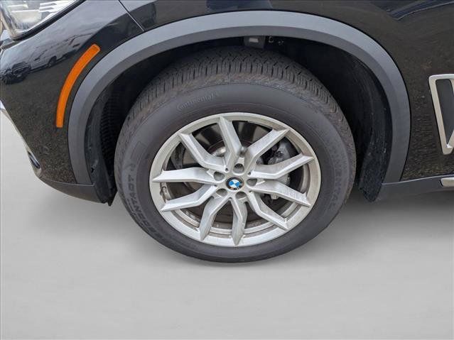 Used 2020 BMW X5 xDrive40i w/ Convenience Package AWD/4WD image 10