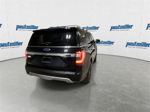 Used 2019 Ford Expedition Limited w/ Special Edition Package image 10