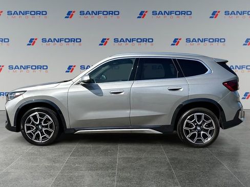 Used 2023 BMW X1 xDrive28i w/ Convenience Package AWD/4WD image 2