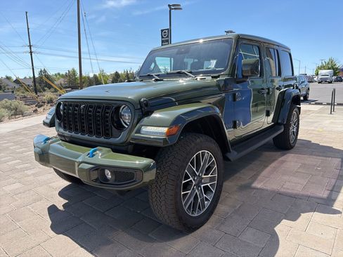 Used 2024 Jeep Wrangler High Altitude AWD/4WD image 4