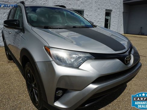 Used 2018 Toyota RAV4 Adventure AWD/4WD image 7