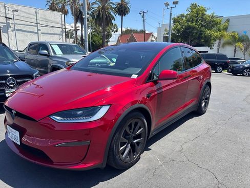 Used 2023 Tesla Model X AWD/4WD image 8