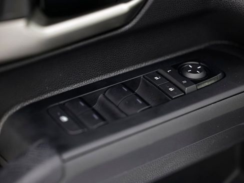 Used 2024 Toyota Tacoma Limited w/ Limited Package (LT) image 17