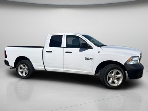 Used 2016 RAM 1500 Tradesman w/ Popular Equipment Group AWD/4WD image 3