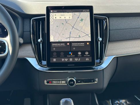 New 2026 Volvo XC90 B5 Core image 13