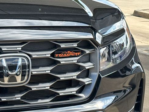 Used 2024 Honda Passport TrailSport image 5