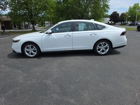 Used 2024 Honda Accord LX image 4