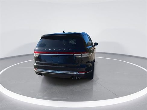 New 2024 Lincoln Aviator Reserve w/ Equipment Group 201A image 8