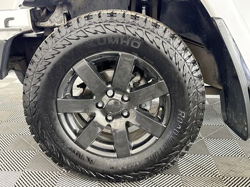 Used 2017 Jeep Wrangler Unlimited Sahara w/ Dual Top Group image 58