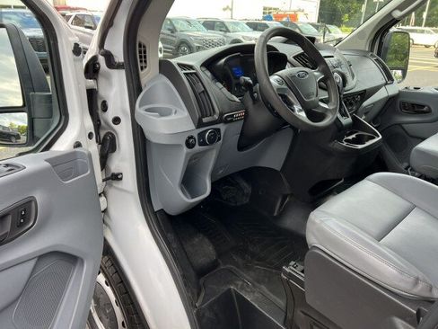 Used 2015 Ford Transit 350 XL RWD image 8