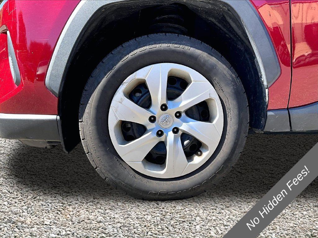 Used 2019 Toyota RAV4 LE w/ All Weather Liner Package AWD/4WD image 9