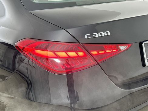 Certified 2023 Mercedes-Benz C 300 4MATIC Sedan image 40