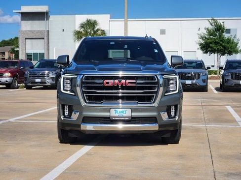 Used 2024 GMC Yukon SLT w/ SLT Premium Package RWD image 2