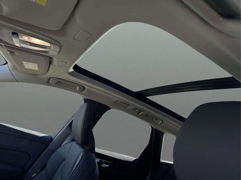 New 2026 Volvo XC60 B5 Plus w/ Protection Package Premier image 18