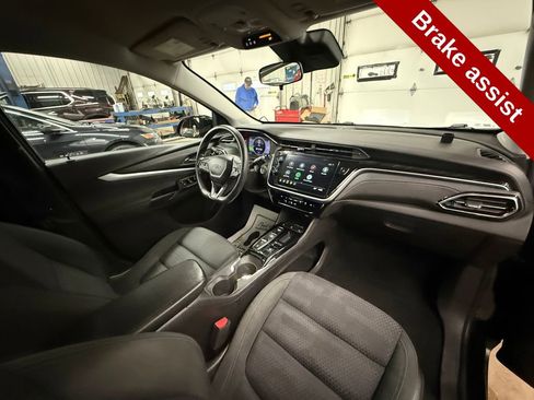 Used 2023 Chevrolet Bolt EUV LT image 46