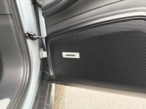 Used 2018 Porsche Panamera 4 AWD/4WD image 20