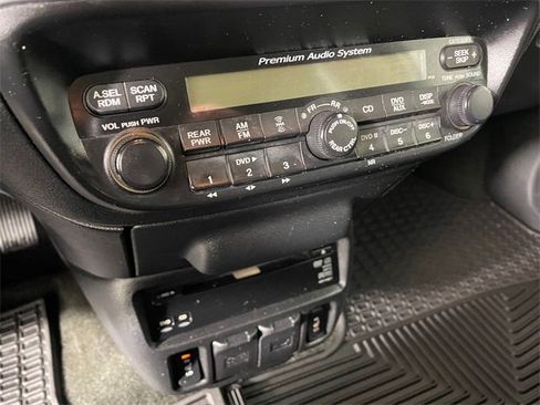 Used 2009 Honda Odyssey Touring image 9