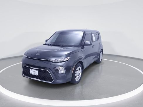 Used 2020 Kia Soul FWD image 4
