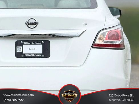 Used 2015 Nissan Altima 2.5 S w/ Power Driver Seat Package FWD image 14
