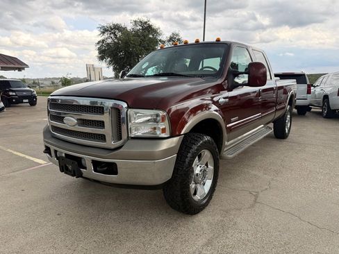 Used 2006 Ford F350 4x4 Crew Cab Super Duty image 3