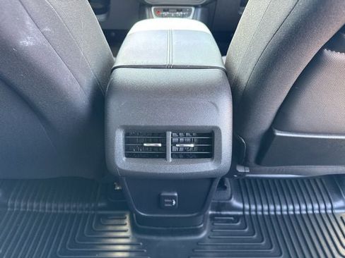 Used 2023 GMC Terrain SLE w/ Elevation Edition FWD image 24
