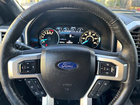 Used 2015 Ford F150 Platinum w/ Equipment Group 701A Luxury image 18
