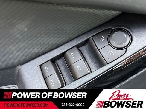 New 2026 Chevrolet Equinox LT w/ Convenience Package II image 7