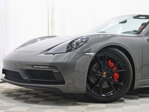 Used 2018 Porsche 718 Boxster GTS image 5