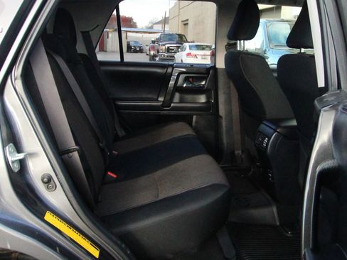 Used 2019 Toyota 4Runner 4WD image 12