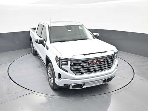 New 2026 GMC Sierra 1500 Denali w/ Denali Reserve Package AWD/4WD image 28