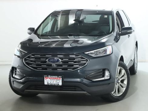 Used 2019 Ford Edge Titanium AWD/4WD image 3