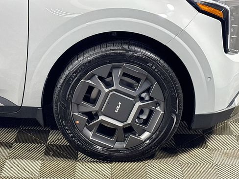 New 2026 Kia Carnival SX image 23