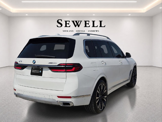 Used 2027 BMW X7 xDrive40i AWD/4WD image 4