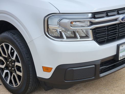 Used 2023 Ford Maverick Lariat w/ Lariat Luxury Package image 11