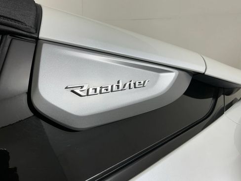 Used 2019 BMW i8 Roadster AWD/4WD image 23