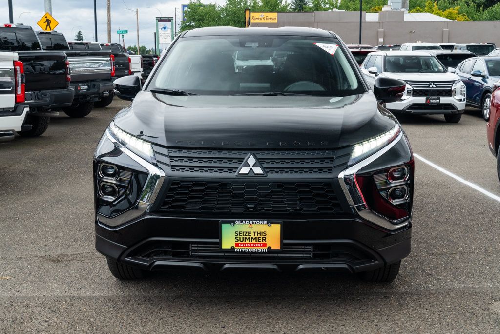 New 2026 Mitsubishi Eclipse Cross LE AWD/4WD image 2