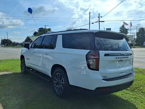 Used 2024 Chevrolet Suburban Z71 w/ Luxury Package AWD/4WD image 4
