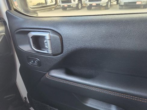Used 2021 Jeep Gladiator Mojave image 18
