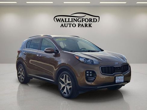 Used 2017 Kia Sportage SX image 3
