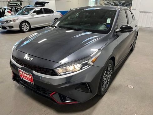 Used 2022 Kia Forte GT-Line w/ GT-Line Premium Package FWD image 7