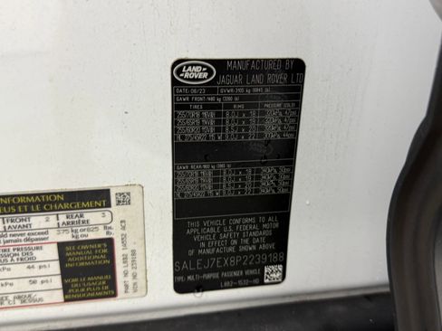 Used 2023 Land Rover Defender 110 S AWD/4WD image 19
