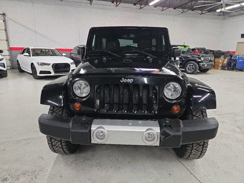Used 2013 Jeep Wrangler Unlimited Sahara w/ Trailer Tow Group image 2