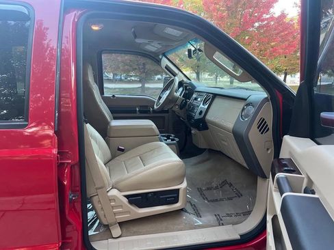 Used 2010 Ford F350 Lariat image 16