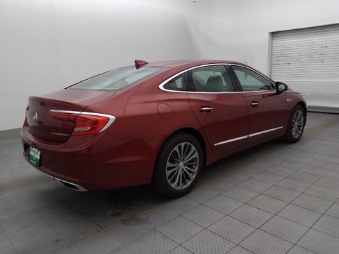 Used 2018 Buick LaCrosse Essence image 10