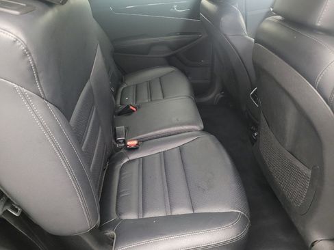 Used 2019 Kia Sorento EX w/ EX Touring Package image 19